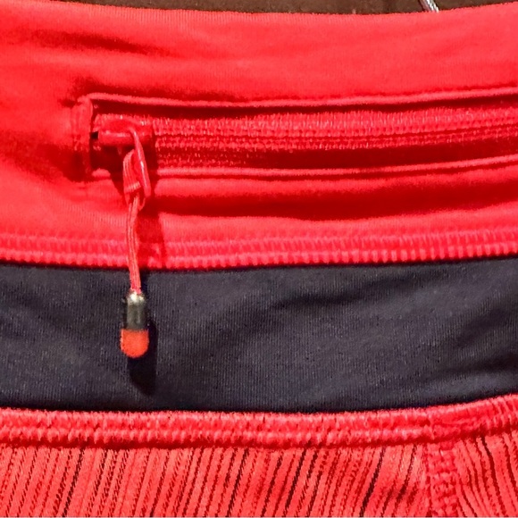 Lululemon  Groovy Run Short Wee Are From Space Love Red Deep Coal Size 4 Pocket - Picture 6 of 9